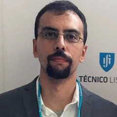 Lu&iacute;s Pina